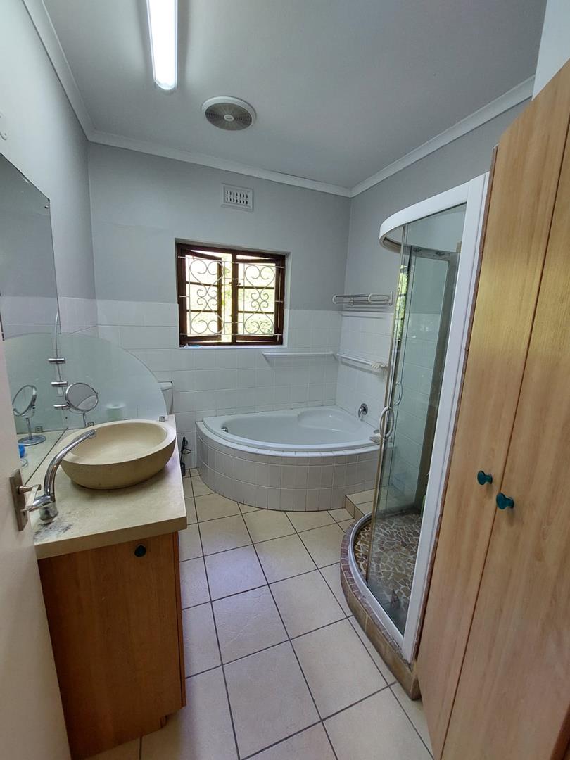 2 Bedroom Property for Sale in Mowbray Western Cape